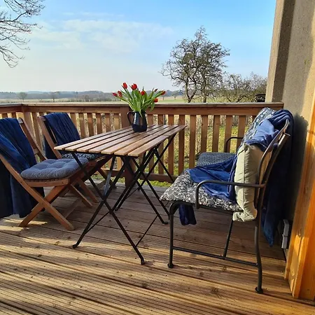 Alter Lindenhof Gnissau Alojamento de Turismo Rural Ahrensbok